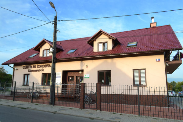 Zdjęcie przedstawia gabinet KiWi Dental położony przy ulicy Partyzantów 16 w Rzeszowie